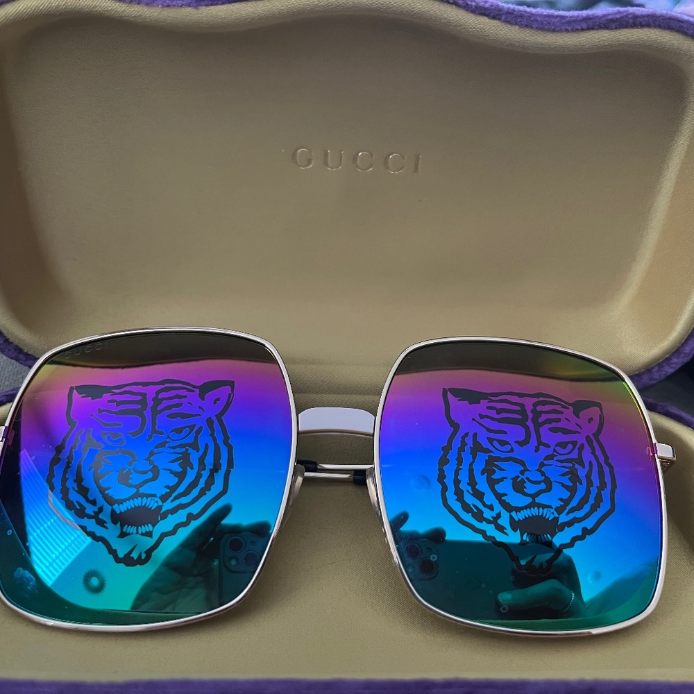 Gucci Sunglasses Hologram GG414S